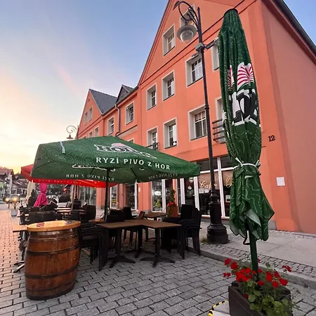 Zaremba - Rodzinny W Centrum